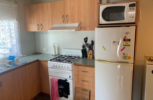 Dromana Cabina | Cabin in Dromana Holiday Village - Sleeps 7