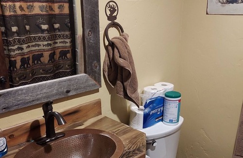 Geyser Apartamento | Cabin in the Highwood Mountains