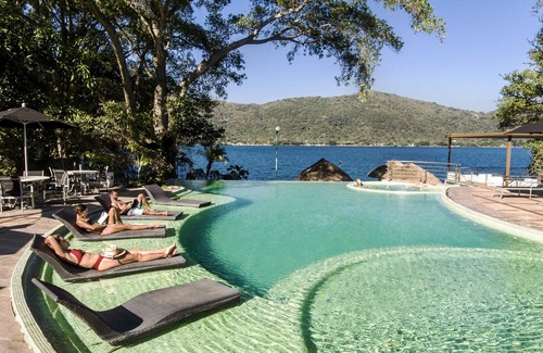 La Laguna Cabina | Cabin in the Middle of the Forest and Lake - Pool