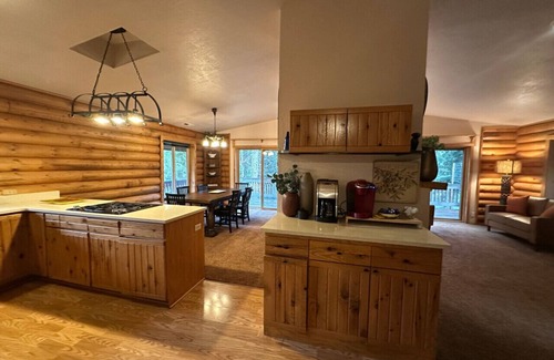 Ashland Casa | Cabin in the mountains of Ashland