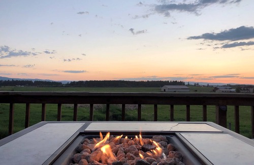 Kalispell Cabina | Cabin in the Pasture