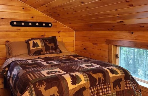 Hope Cabina | Cabin in the woods. Relax, unwind, unplug.