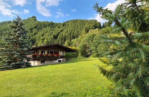 Zoeblen Chalet De Esquí | Cabaña en Zöblen con piscina