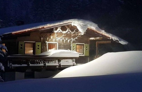 Zoeblen Chalet De Esquí | Cabaña en Zöblen con piscina