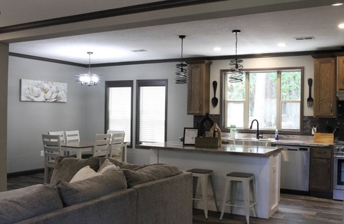 Royal Cabina | Cabin K, Beautiful 3 bedroom Cabin On Lake Ouachita!