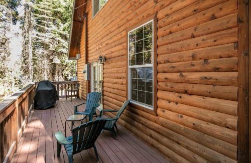 Fish Camp Casa | Cabin minutes from Yosemite