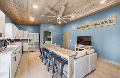 Mount Juliet Cabina | Cabin Near Nashville - Sleeps 9!