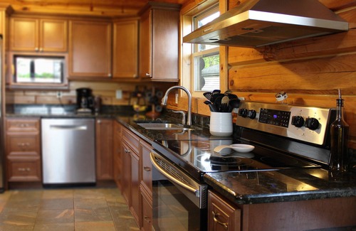 Oshkosh Cabina | Cabin Oasis on Lake Winnebago "Minutes from EAA"