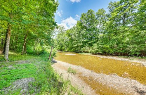 Golden Casa | Cabin on 23 Acres with Creek Access in Broken Bow