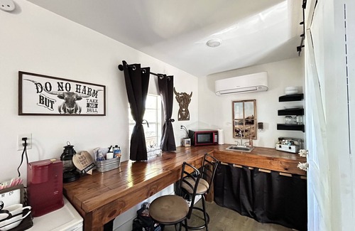 Lakewood Cabina | Cabin on 40 acres with private lake! - Heifer Hotel