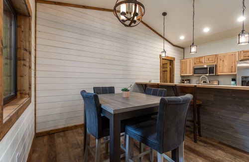 Columbia Falls Cabina | Cabin on 8 acres!