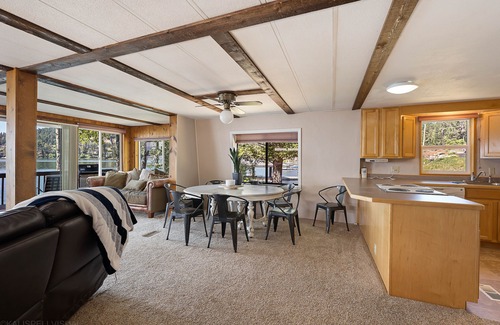 Somers Casa | Cabin on Flathead Lake
