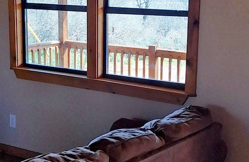 Llano Cabina | New built cabin on Llano river, full accesses, kayaks, hiking. eagles nest.