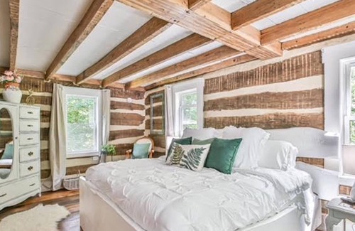 Waterford Cabina | Cabin on the Creekside