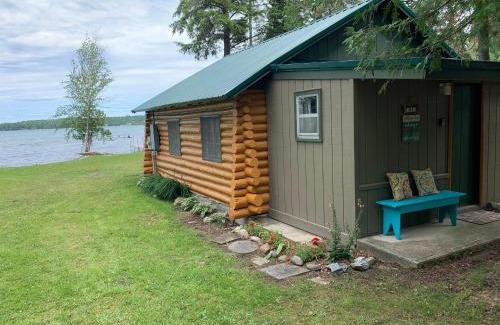 Williamsburg Casa | Cabin on the Lake
