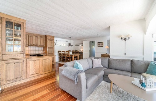 Seljord Cabina | Cabin pearl at Seljordsvatn with its own annex, jetty, private beach and boat