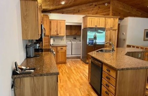 Walker Cabina | Cabin Rental on Ojibway Lake near Park Rapids - accommodates 7
