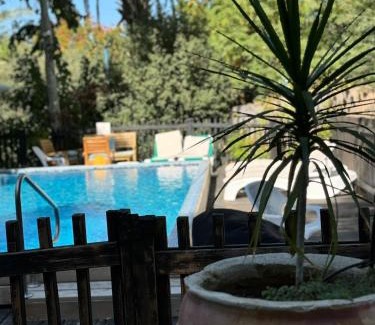 Ramot Cama Y Desayuno | Cabin Resort