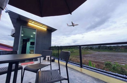 Shah Alam Apartamento | Cabin stay with great sunrise and plane spotting