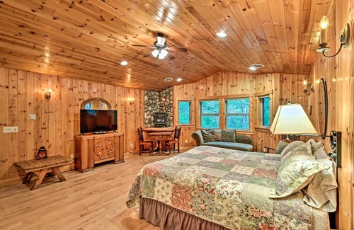Ashford Cabaña | Cabin + Studio: 5 Mi to Mt Rainier Nat'l Park