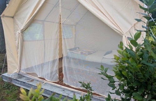 Parksville Alquiler De RV | CABIN TENT ON WORKING RANCH NEAR BETHEL WOODS