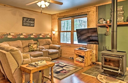 Wisconsin Dells Cabina | ¡NUEVO! ¡Acogedora cabaña con kayaks en el río Wisconsin!