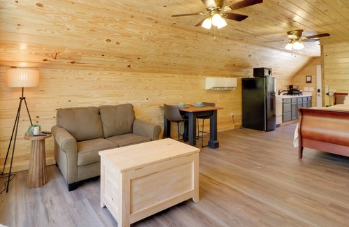 Heflin Apartamento | Cabin w/ Lake Access Near Talladega Nat'l Forest