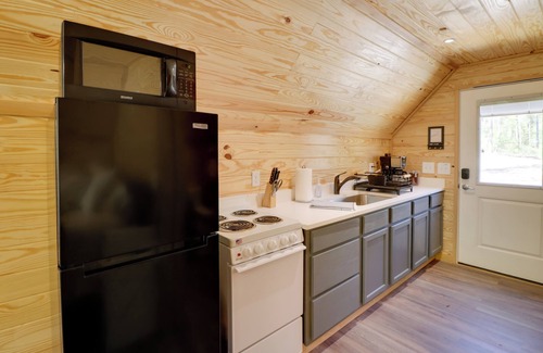 Heflin Apartamento | Cabin w/ Lake Access Near Talladega Nat'l Forest