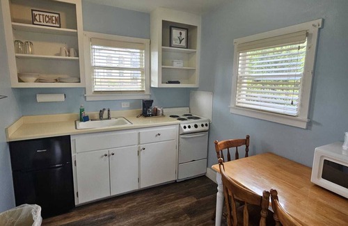 Lakeport Cabina | Cabin with 2 Doubles and Kitchen
