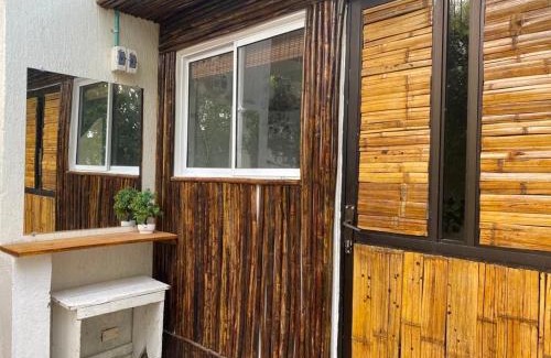 Taganga Apartamento | Cabin with balcony and ocean view.