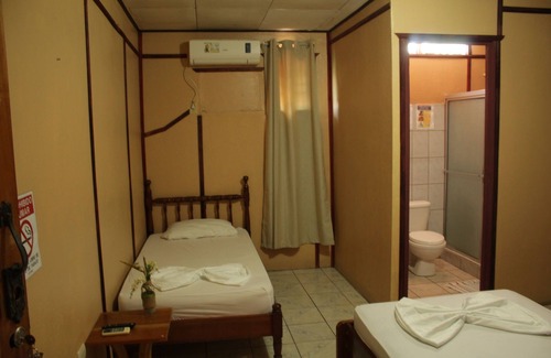 Puerto Jiménez Hotel | Cabinas Carolina