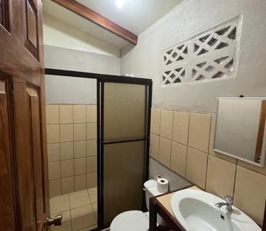 Bratsi Hotel | Cabinas El Mango