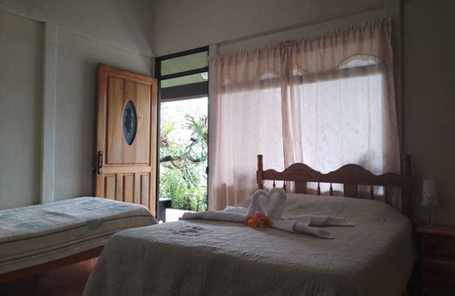 Copey Cama Y Desayuno | Cabinas las Manzanas Bed y Breakfast