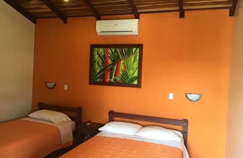 Mogote de Bagaces Hotel | Cabinas Ledezma