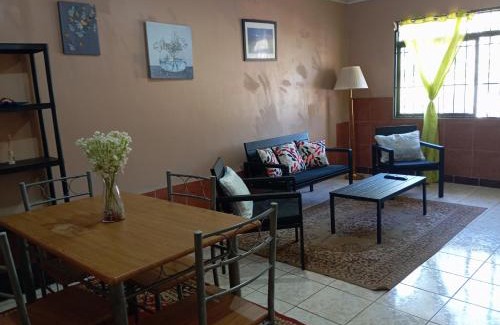 San Isidro Apartamento | Cabinas Miramar, una casa SOLO para ti