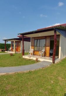 Bijagua Apartamento | Cabinas Río Celeste - Laberinto