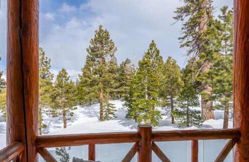 Crooked Pines Casa | Cabins 24