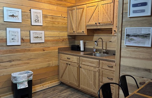 Cullman Cabina | Cabin’s A & B ~ Smith Lake Alabama