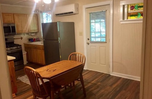 Del Rio Cabina | Cabins at Brush Creek Mtn-Creekside