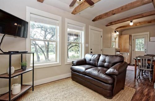 Wimberley Casa | Cabins at Flite Acres - Morning Dove