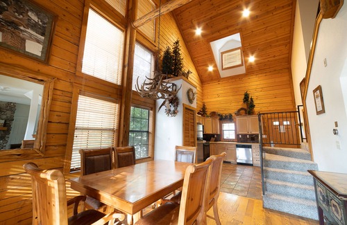 Branson Theater District Cabina | Cabins at Grand Mountain