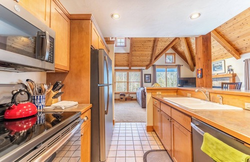 Montezuma Cabaña | Cabins in the Pines #12 by Summit County Mountain Retreats