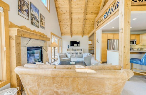 Keystone Cabaña | Cabins in the Pines #2 by Summit County Mountain Retreats