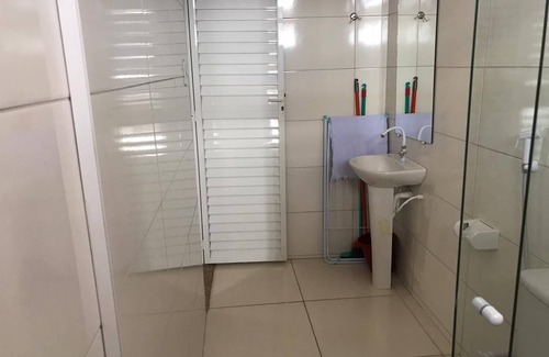 Jardim Flamboyant Apartamento | Cabo Frio - Suite 09 - Jardim Caiçara - Economical Rent