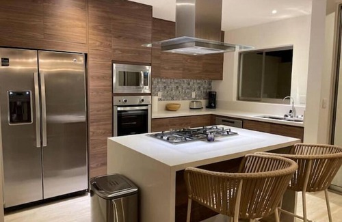 Colonia El Progreso Villa | Curated Experiences at Casa Sorella (Villa 1)
