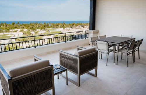 Palmilla Apartamento | Cabo penthouse with unmatched resort amenities