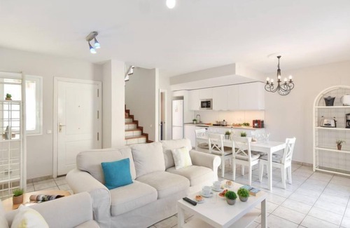 Pasito Blanco Apartamento | Cabosos 4 by Interhome