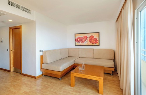 Cala Bona Hotel | Cabot Cap de Mar Spa