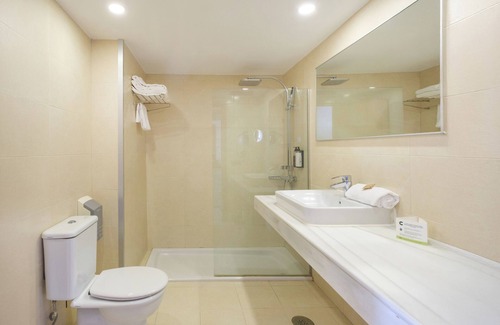Cala Bona Hotel | Cabot Cap de Mar Spa