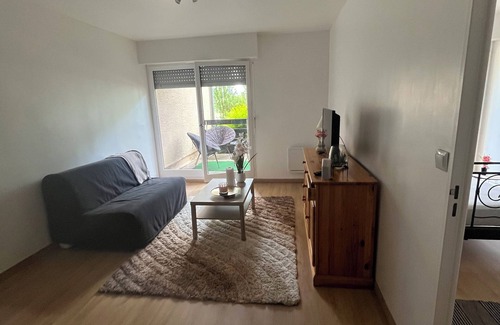 Cabourg Apartamento | Cabourg apartment facing the pool